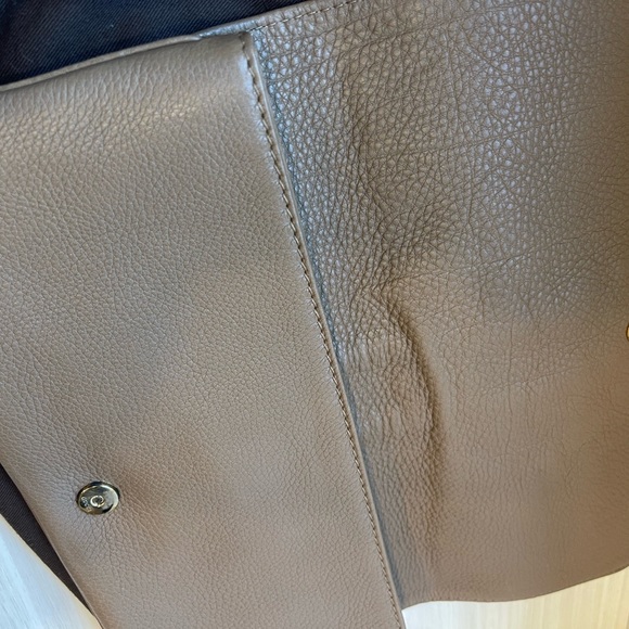 Gucci horse bit clutch in taupe grained calfskin - Picture 5 of 5